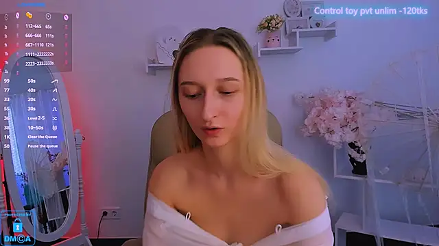 Snapshot of _Ri_na_ chatting on 02-09-25, 09:37  Ri na  online show from 02-09-25, 09:37