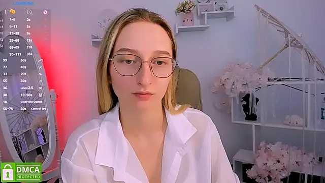 Snapshot of _Ri_na_ chatting on 03-03-25, 09:33  Ri na  online show from 03-03-25, 09:33