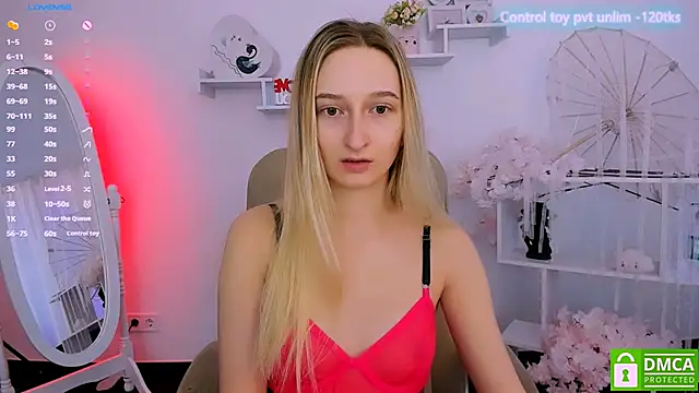 Snapshot of _Ri_na_ chatting on 03-08-25, 06:32  Ri na  online show from 03-08-25, 06:32