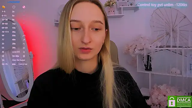 Snapshot of _Ri_na_ chatting on 03-08-25, 09:50  Ri na  online show from 03-08-25, 09:50