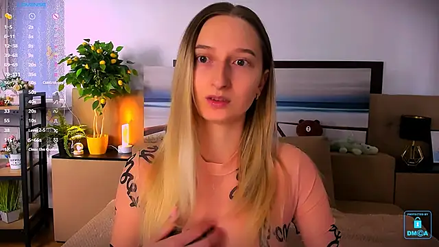 Snapshot of _Ri_na_ chatting on 10-16-25, 05:19  Ri na  online show from 10-16-25, 05:19