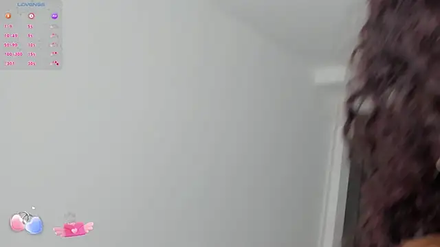 yosselin23 online show from 09-22-25, 12:18