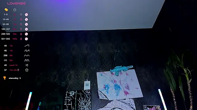 Snapshot of little_grinch666 chatting on 03-07-25, 09:48 little grinch666 online show from 03-07-25, 09:48