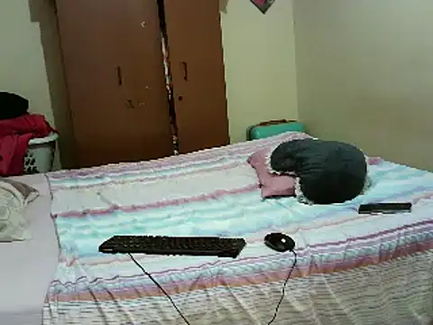 Snapshot of HOTBIGMELONSxx chatting on 02-26-25, 07:38 HOTBIGMELONSxx online show from 02-26-25, 07:38