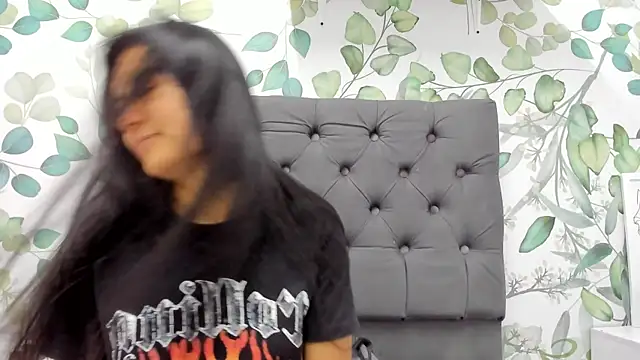 atilanadiaz7 online show from 12-14-24, 05:58