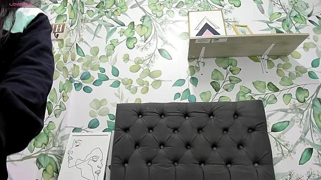 atilanadiaz7 online show from 03-10-25, 04:14