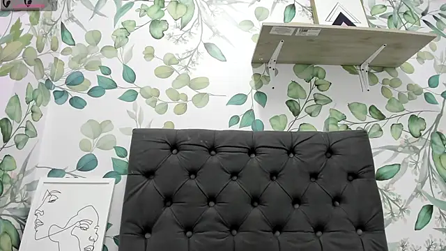 atilanadiaz7 online show from 10-09-25, 03:54