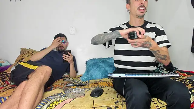 Aaron BigDickxxx online show from 03-31-26, 08:09