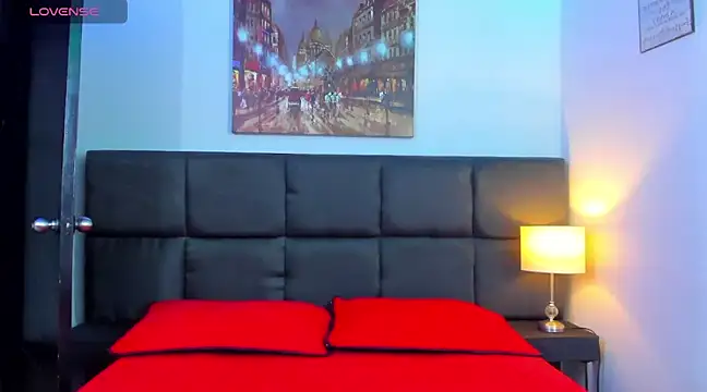 Snapshot of Camila_Coxx chatting on 02-01-25, 04:35 Camila Coxx online show from 02-01-25, 04:35