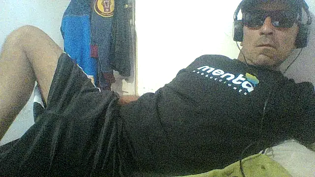 Snapshot of cartiagiz chatting on 11-30-25, 10:58 cartiagiz online show from 11-30-25, 10:58