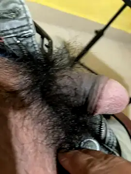 Snapshot of Supraraj31 chatting on 12-05-25, 06:48 Supraraj31 online show from 12-05-25, 06:48