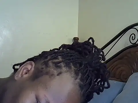 Snapshot of Sonnia_ chatting on 03-18-25, 04:37 Sonnia online show from 03-18-25, 04:37