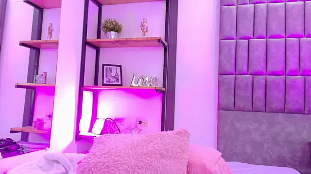 MeryStone online show from 01-16-26, 04:38