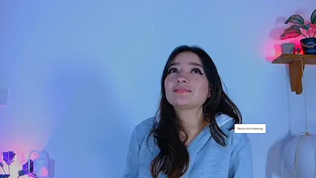 Snapshot of vayolett01_dakotta chatting on 10-13-25, 02:00 vayolett01 dakotta online show from 10-13-25, 02:00