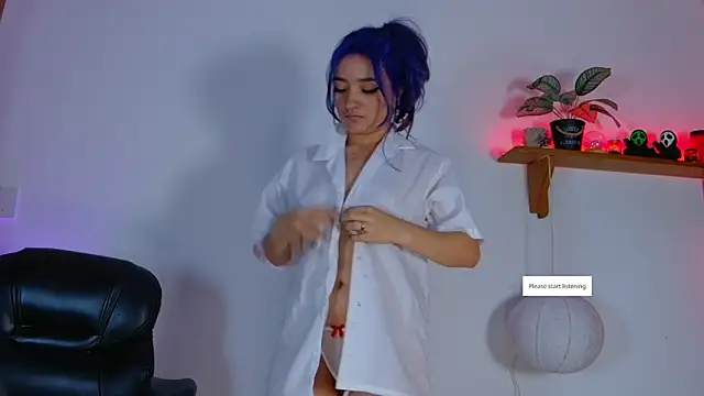 Snapshot of vayolett01_dakotta chatting on 10-15-25, 03:28 vayolett01 dakotta online show from 10-15-25, 03:28