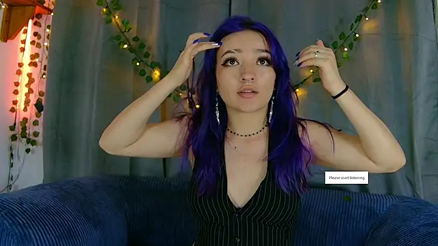 Snapshot of vayolett01_dakotta chatting on 11-20-25, 03:39 vayolett01 dakotta online show from 11-20-25, 03:39