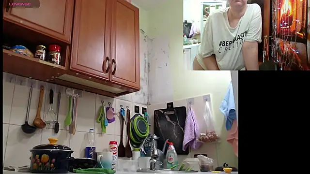 Snapshot of Sakura_Green chatting on 09-28-25, 07:08 Sakura Green online show from 09-28-25, 07:08