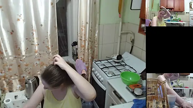 Snapshot of Sakura_Green chatting on 11-02-25, 04:37 Sakura Green online show from 11-02-25, 04:37