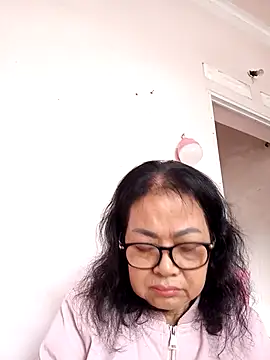 Hotestlove online show from 02-10-26, 08:40