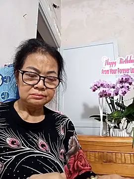 Hotestlove online show from 02-14-26, 01:08