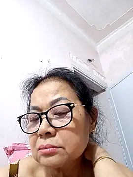 Hotestlove online show from 03-08-26, 02:21