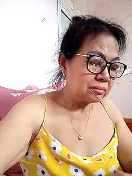 Hotestlove online show from 04-09-26, 06:19