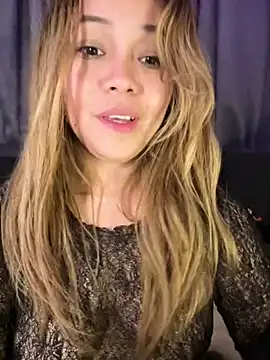 Snapshot of MerlyG chatting on 02-03-26, 06:22 MerlyG online show from 02-03-26, 06:22