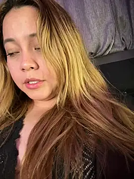 Snapshot of MerlyG chatting on 02-20-26, 06:26 MerlyG online show from 02-20-26, 06:26