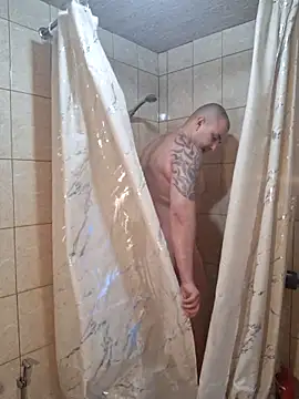 Snapshot of Foxyshaved chatting on 05-31-26, 07:04 Foxyshaved online show from 05-31-26, 07:04