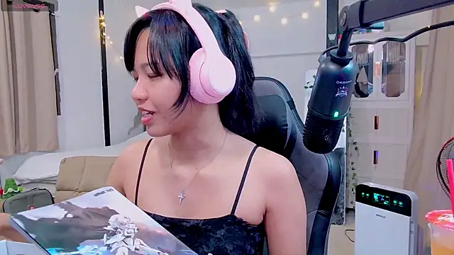 Kana G online show from 02-20-25, 02:02