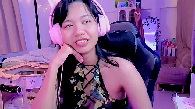 Kana G online show from 03-06-25, 12:09