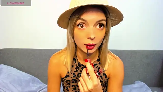  ellen meow  online show from 10-24-25, 09:11