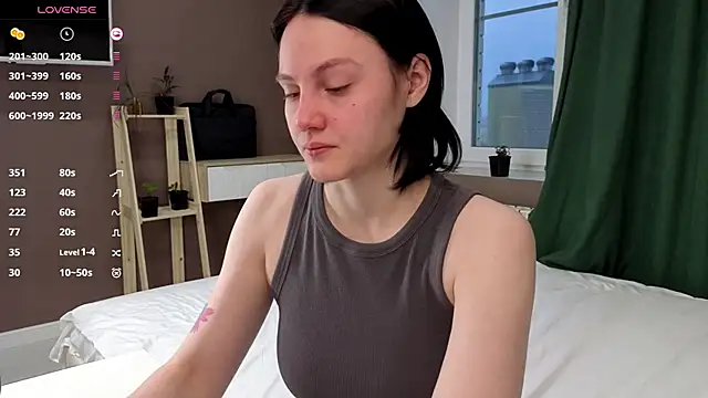 MaryCoopeer online show from 11-04-25, 05:06