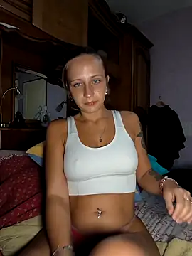 emma4xxx online show from 04-30-26, 07:42