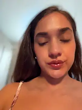 CuteeRose online show from 05-16-26, 06:28