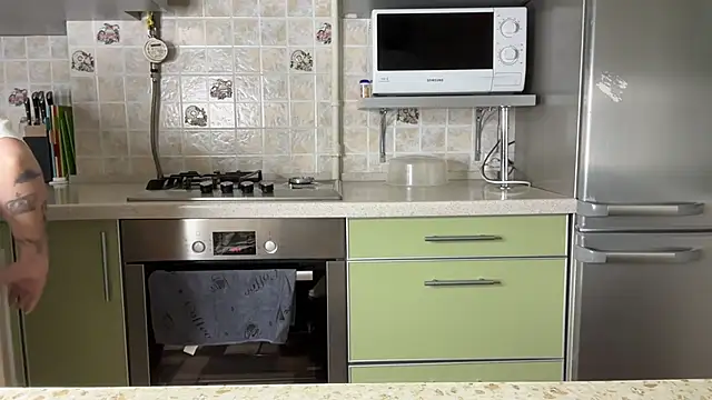 mia   mi online show from 02-22-25, 03:58