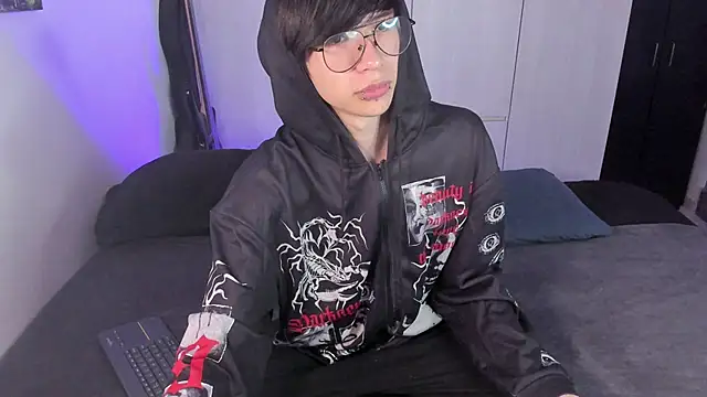 Aventure Twinks online show from 01-24-25, 11:48