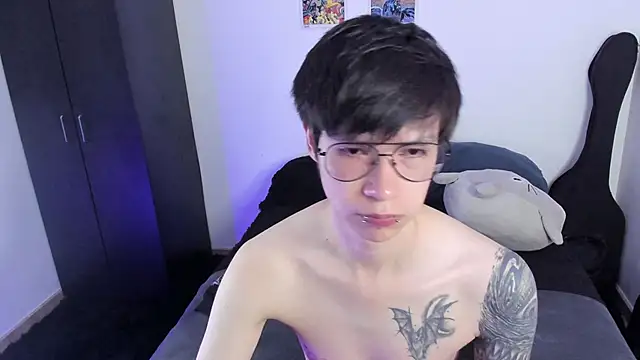 Aventure Twinks online show from 10-14-25, 08:09