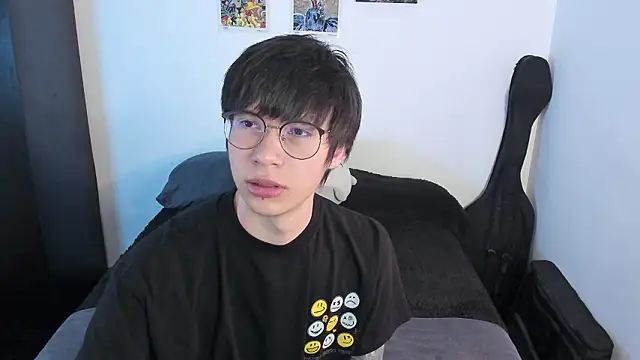 Aventure Twinks online show from 03-26-26, 01:33