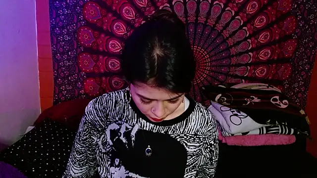 AbbySccott online show from 09-19-25, 01:51