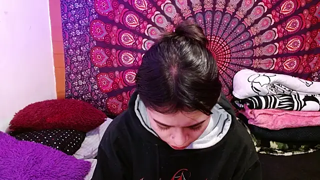 AbbySccott online show from 09-27-25, 01:10