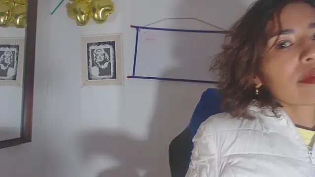 fantasty nylon online show from 01-29-25, 03:12