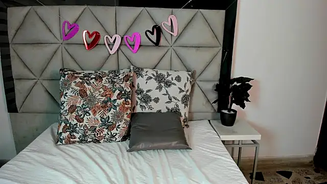 nina pons online show from 02-15-25, 12:59