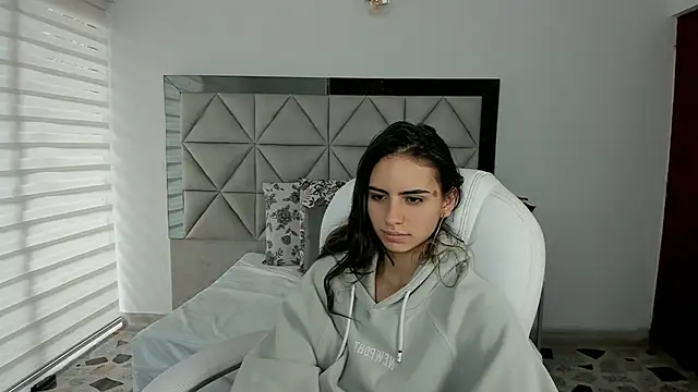 nina pons online show from 03-12-25, 09:03