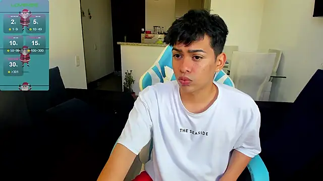 Snapshot of Franco_Rizzo_ chatting on 12-19-24, 08:34 Franco Rizzo online show from 12-19-24, 08:34