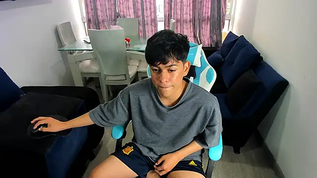 Snapshot of Franco_Rizzo_ chatting on 02-11-25, 10:07 Franco Rizzo online show from 02-11-25, 10:07