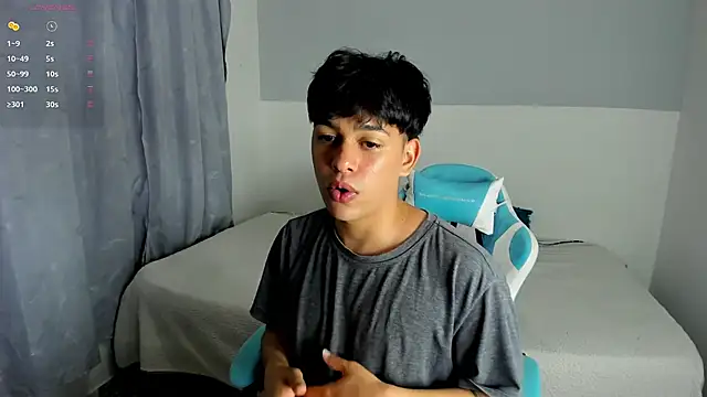 Snapshot of Franco_Rizzo_ chatting on 03-15-25, 11:06 Franco Rizzo online show from 03-15-25, 11:06