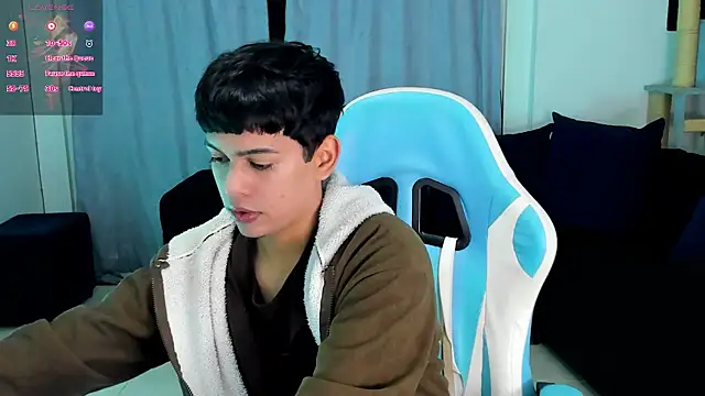 Snapshot of Franco_Rizzo_ chatting on 10-16-25, 02:12 Franco Rizzo online show from 10-16-25, 02:12