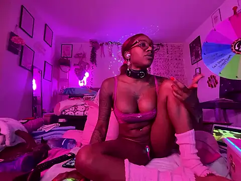 VixenCapri online show from 01-10-26, 09:22