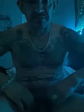 RoodoggXL online show from 02-11-25, 01:10